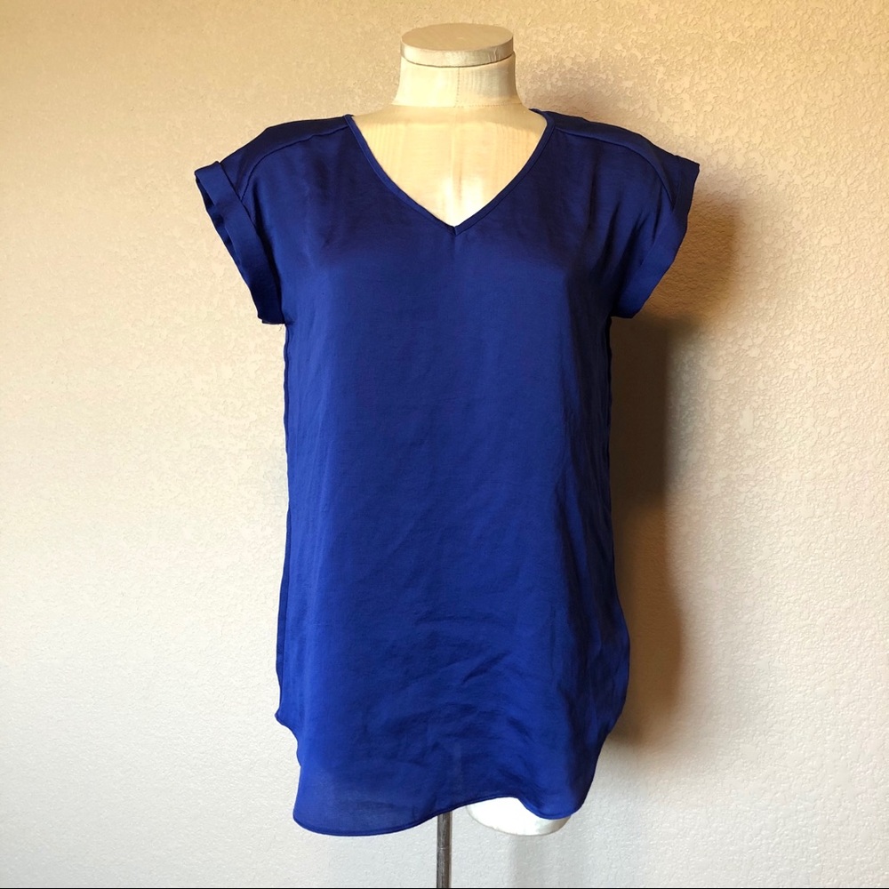 Express blue short sleeve V neckline top